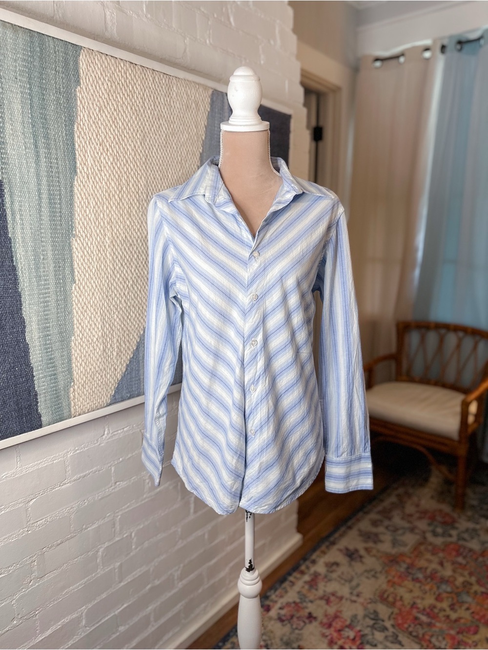 Metro Zone 90s/00s 100% Cotton Blue and White Striped Button Up Shirt